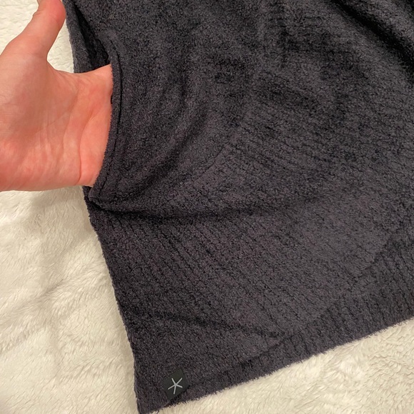 NWOT. Barefoot Dreams Cozychic light cardigan sweater - Picture 8 of 13